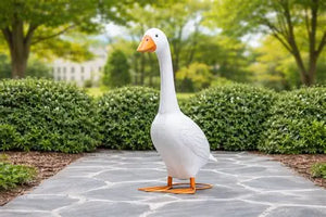 Giddy the Porch Goose