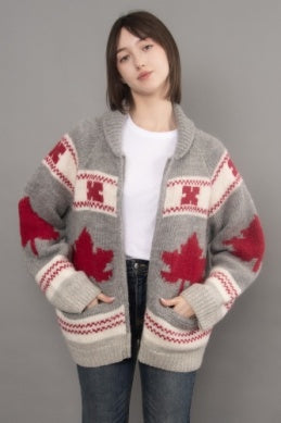 Daria Raglan Sleeve with Canadian Leaf