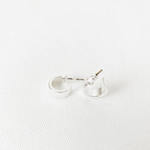 Minimalist Hoops
